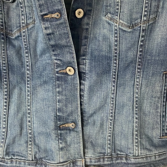 Levi washed out Jean jacket - Picture 4 of 8